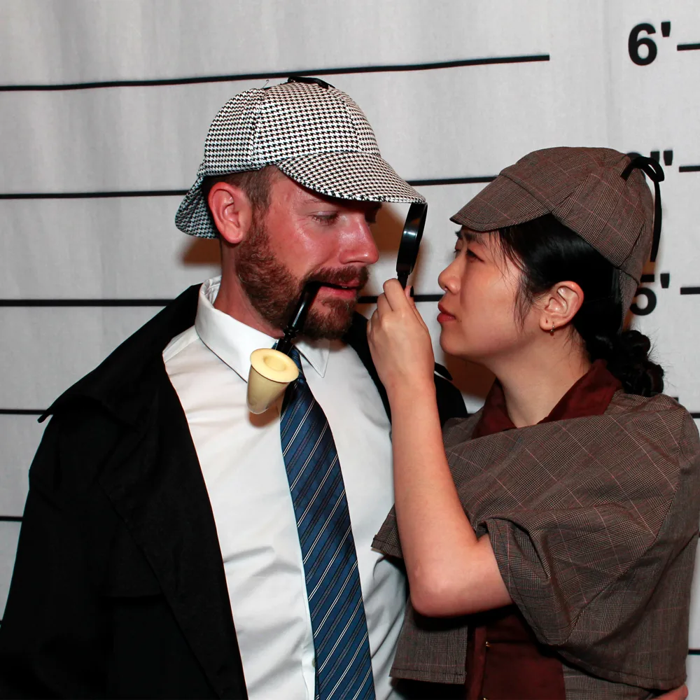 Guests turned detectives at a Houston murder mystery
